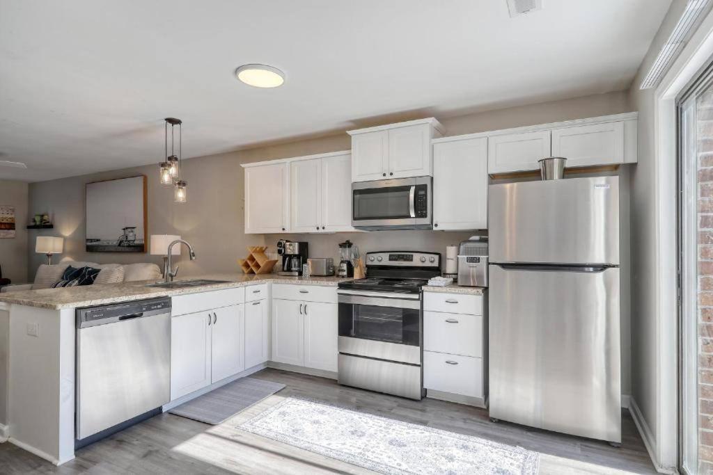 Apartmán Stylish Haven New Walk To The Ocean Smart Tvs Wifi Myrtle Beach Exteriér fotografie